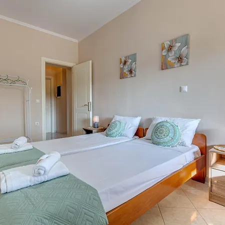 J And P Nature's Escape